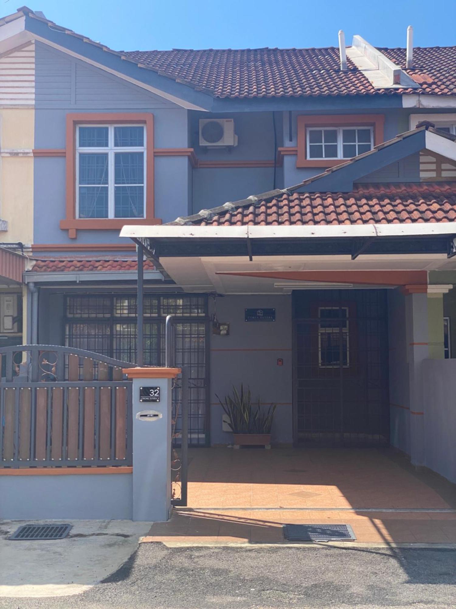 Comfy Sutera Seberang Jaya Villa Kampong Belah Dua Exterior photo